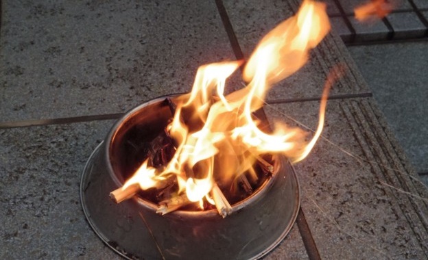 お盆飾りはいつからいつまで 盆棚の飾り付けや片付け 処分方法は 携帯知恵袋